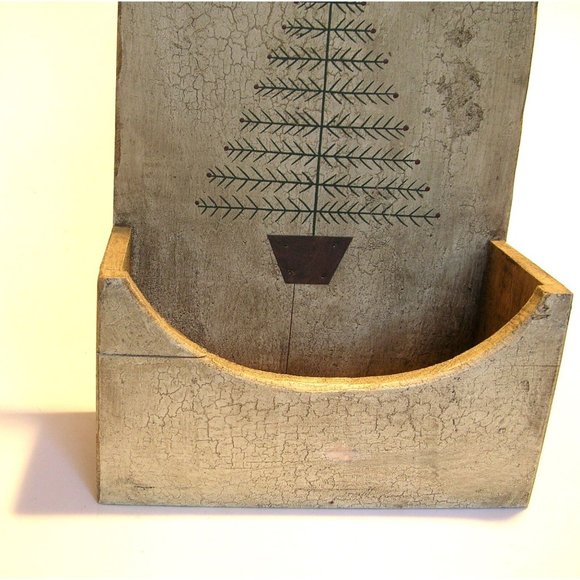 Primitive Hanging Wood Box Feather Tree Design - Picture 6 of 8